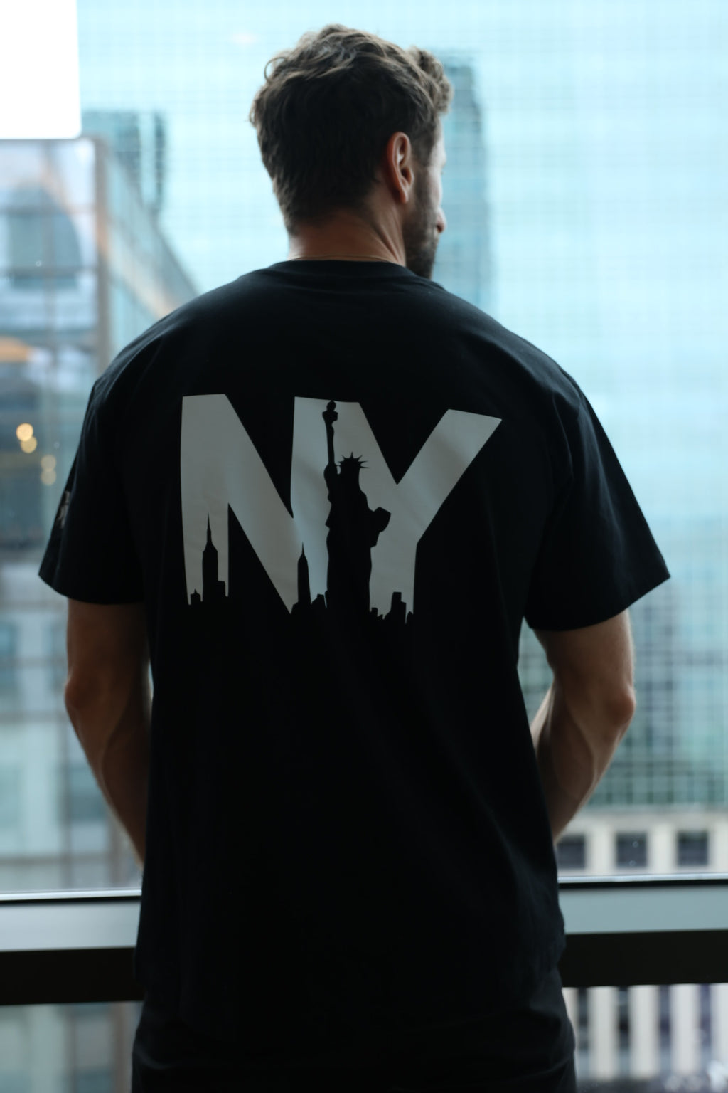 TEE New York City Black and White.