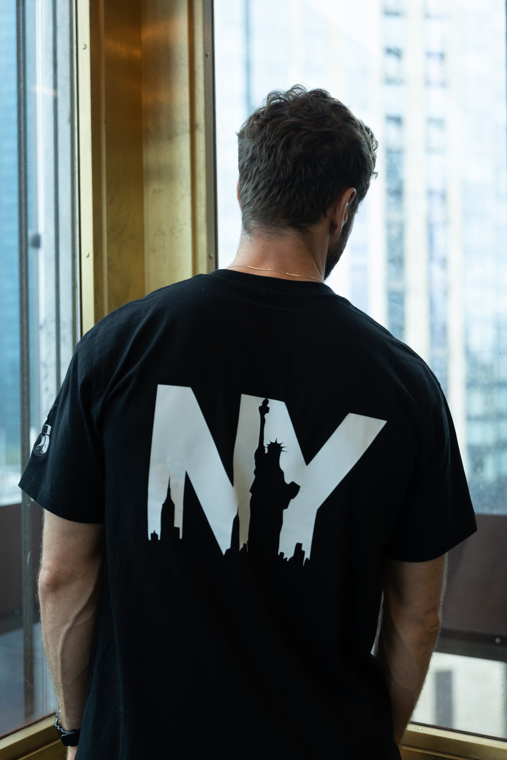 TEE New York City Black and White.